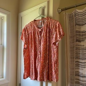 Old navy XL floral Blouse!!